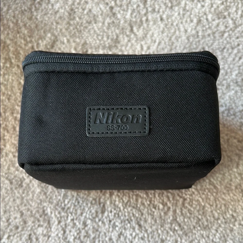 Nikon SB-700 Flash in Mint Condition